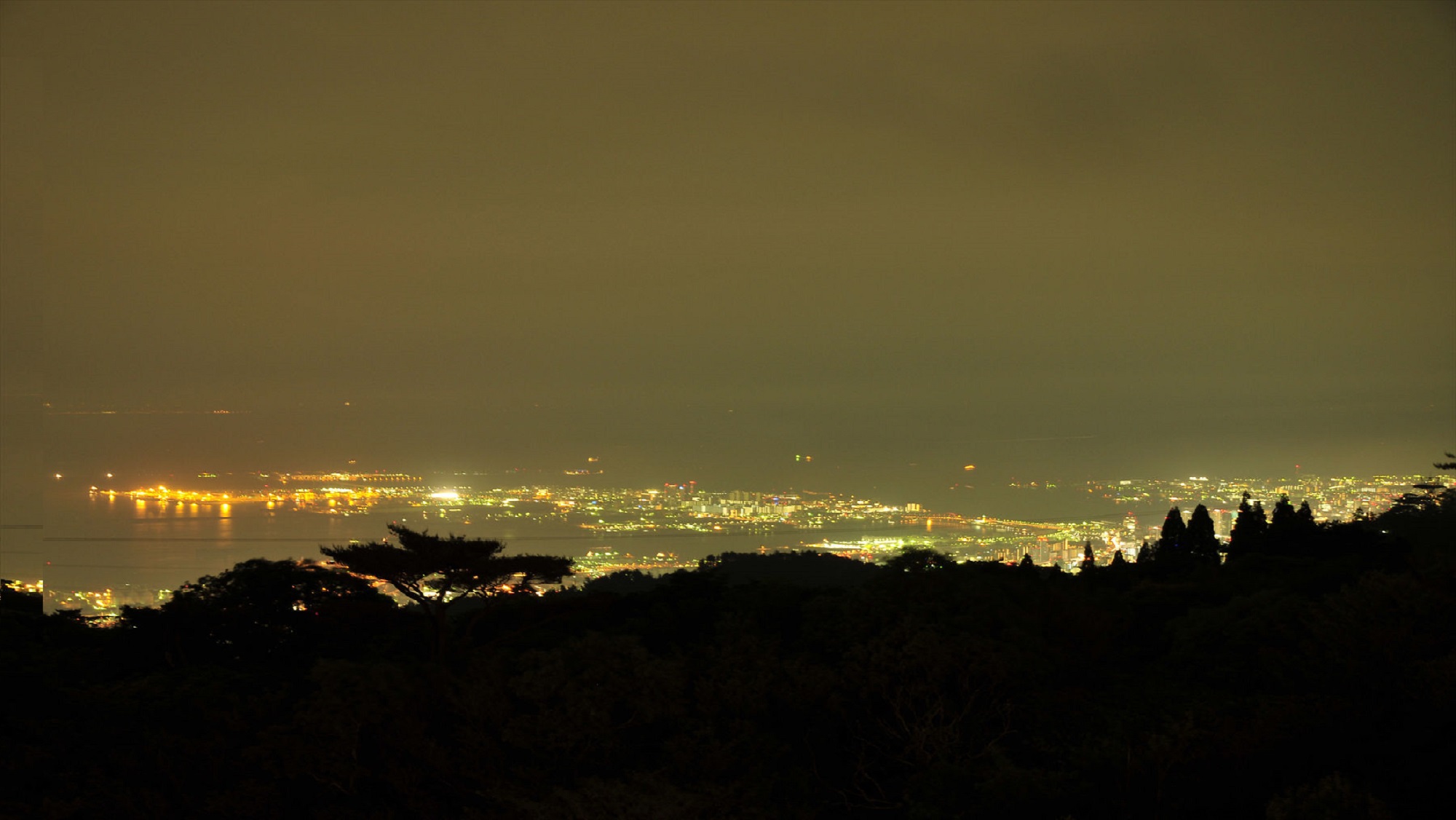 スカイビューテラスからの夜景