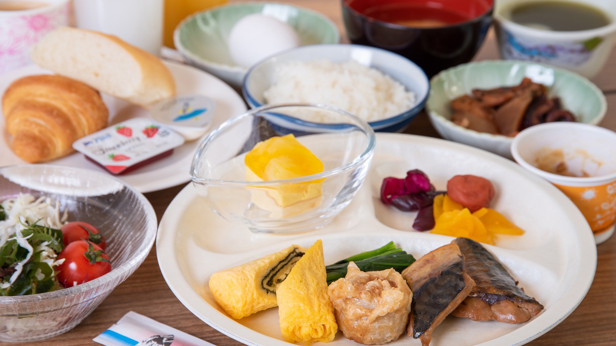 Kokumin Shukusha Eboshiso Kokumin Shukusha Eboshiso is a popular choice amongst travelers in Noda, whether exploring or just passing through. The property has everything you need for a comfortable stay. To be found at the prop