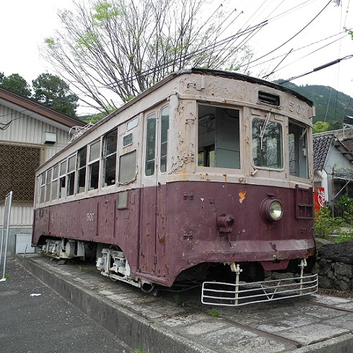 【須恵町立歴史民俗資料館ホテルより車で約20分】