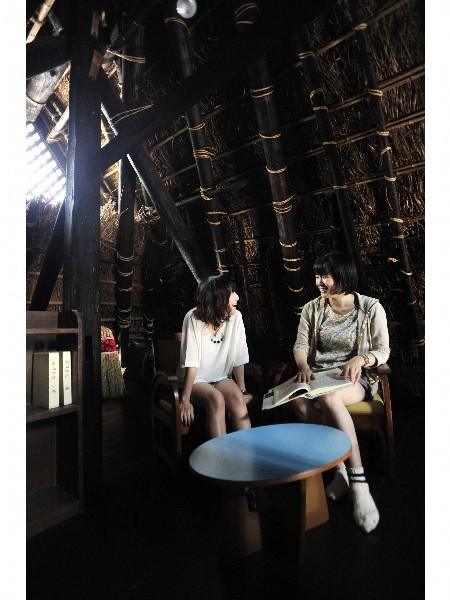 本館Hanabusa２Ｆにて