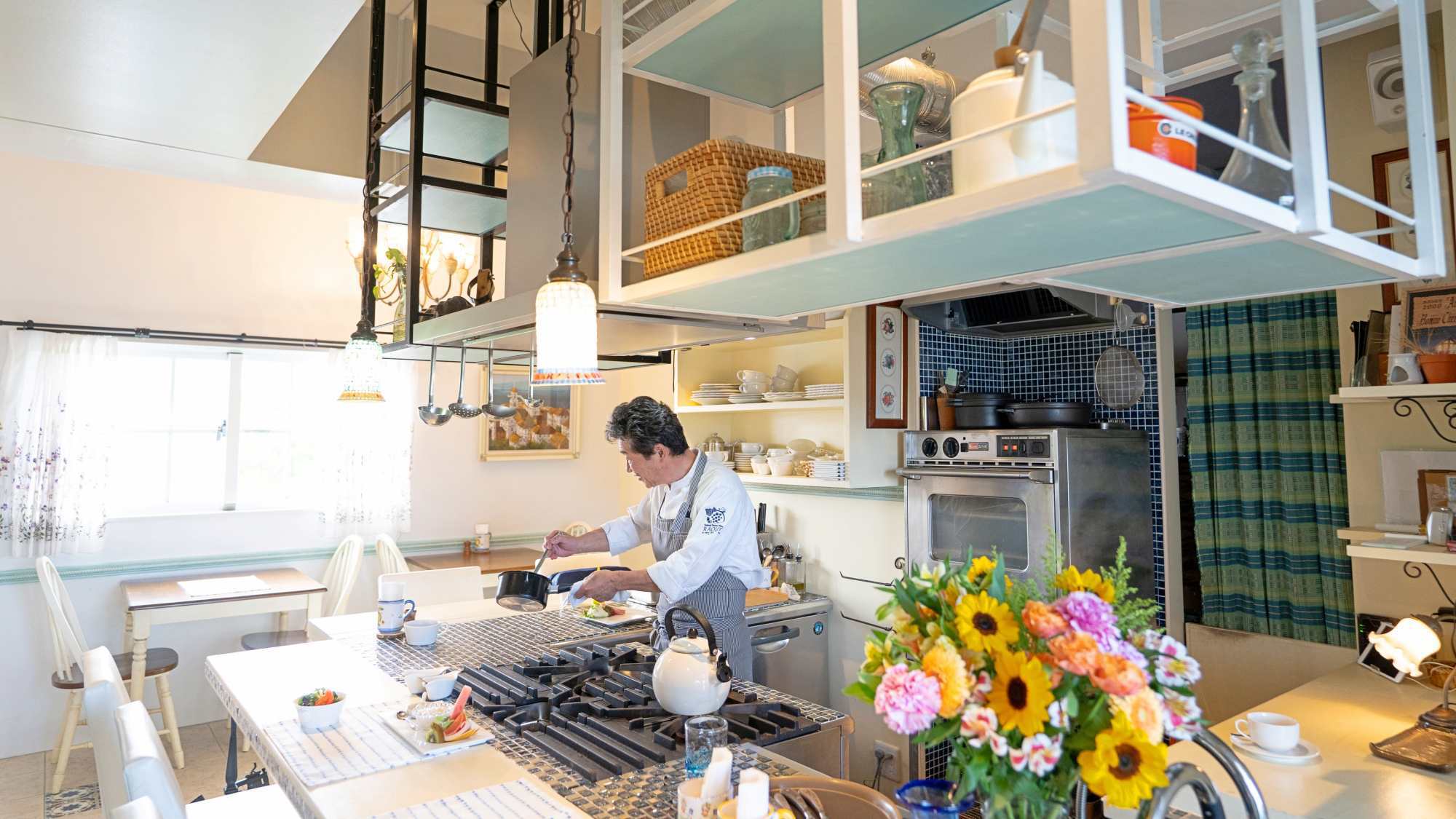 *【Petit Raout 朝食】シェフが目の前で仕上げる朝食を楽しむ特別な朝。