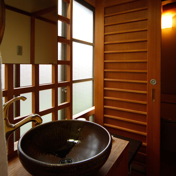 洗浄トイレ付WiーFi無料接続貸切風呂は無料です