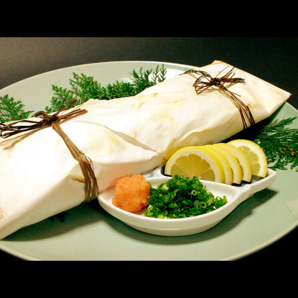 真鯛の奉書焼きをご堪能いただき往時を偲びお寛ぎくださいませ