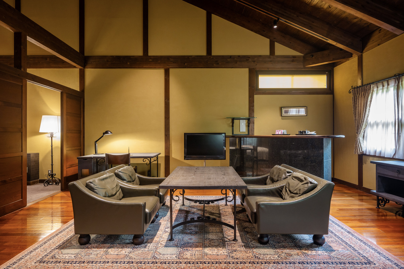 【山叢】リビングスペース