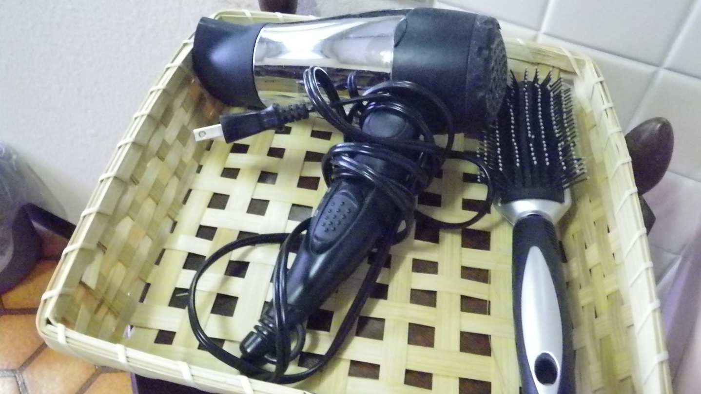 *大浴場備品アメニティ／ドライヤーをご用意しています。