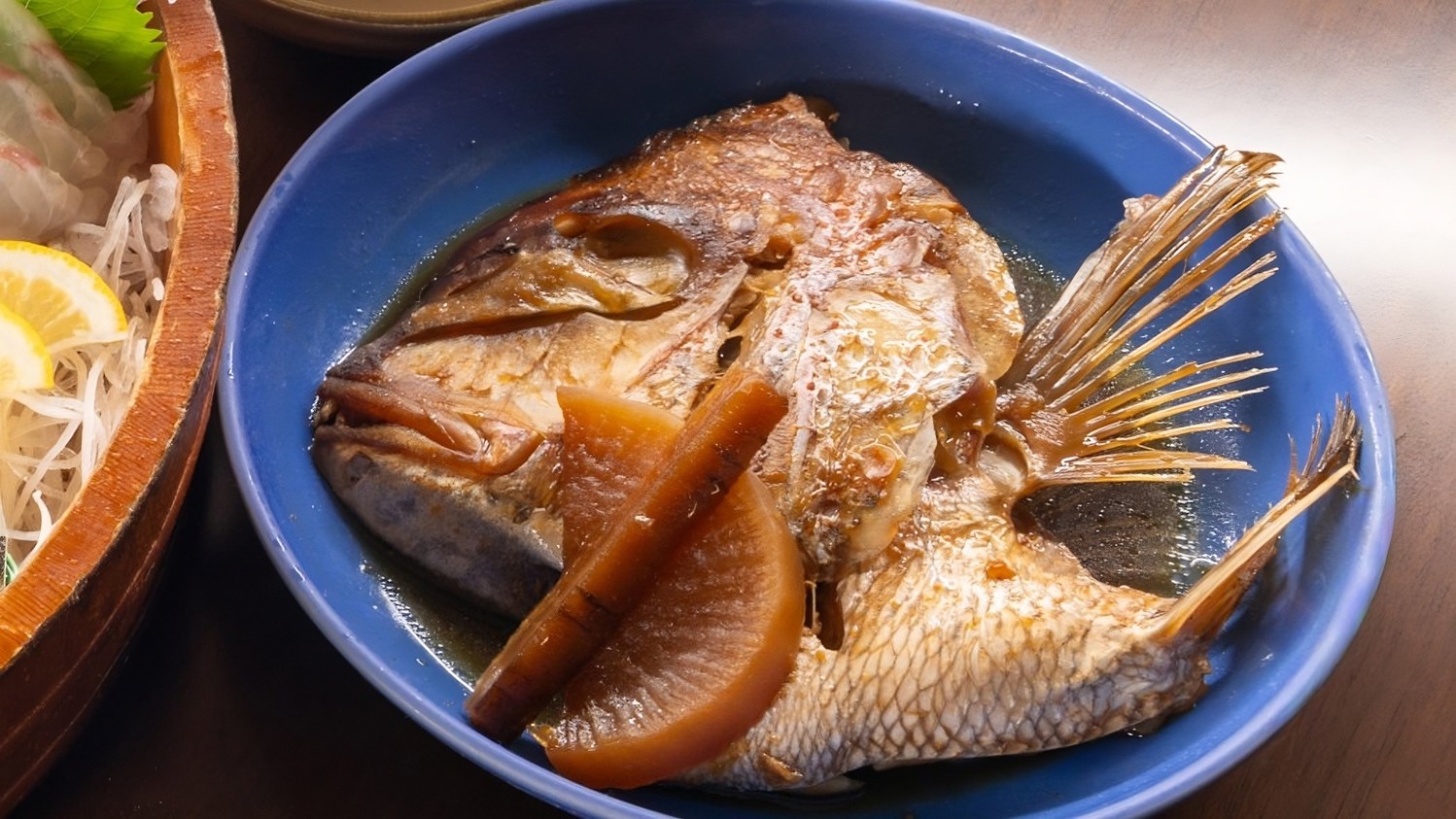 【鯛のあら炊き】秘伝のタレで炊いたあら炊きはご飯にピッタリ♪