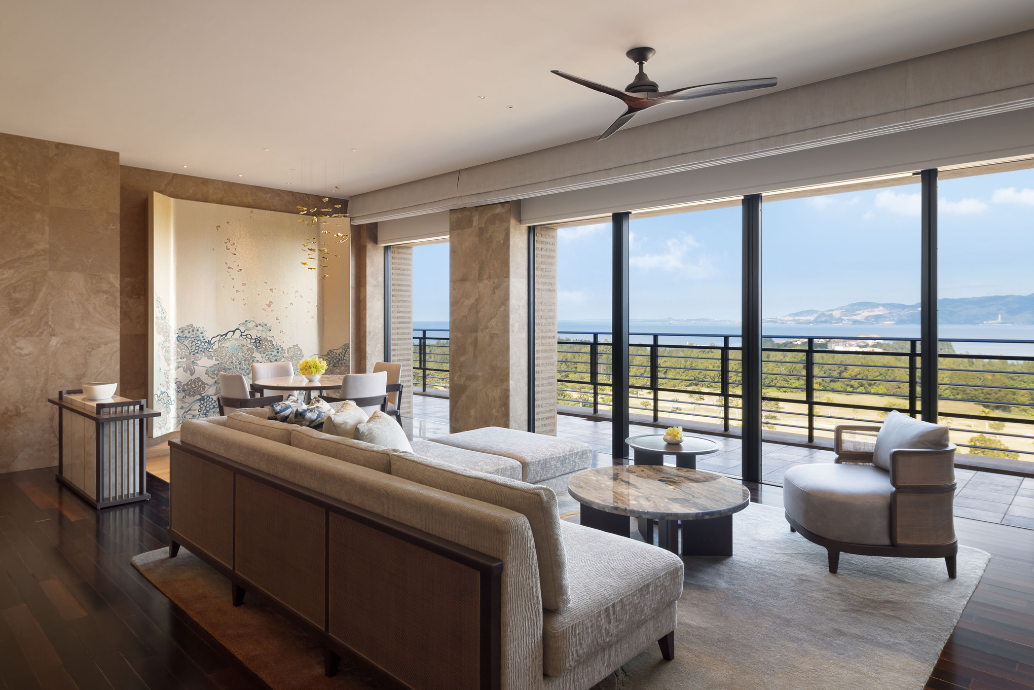 ザ・リッツ・カールトンスイートリビング