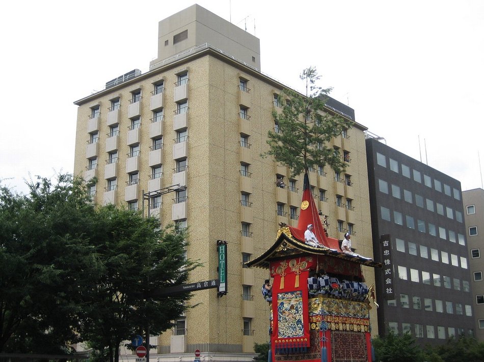 祇園祭【山鉾巡行】ホテルの前を通ります