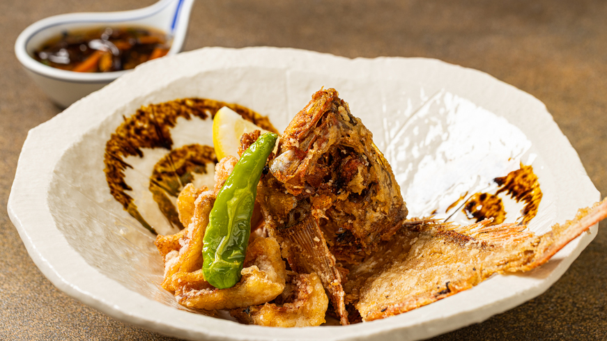 2025年8〜9月のメインチョイス：夢カサゴ野菜あんかけピーマン人参木耳占地獅子唐