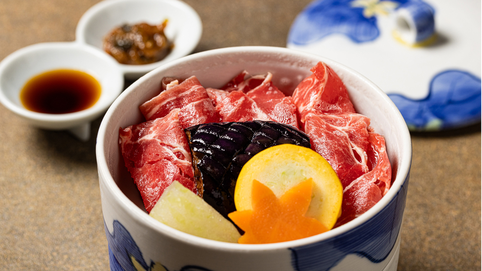 2025年10〜11月のメインチョイス：猪肉のセイロ蒸し冬瓜茄子イエローズッキーニ紅葉人参