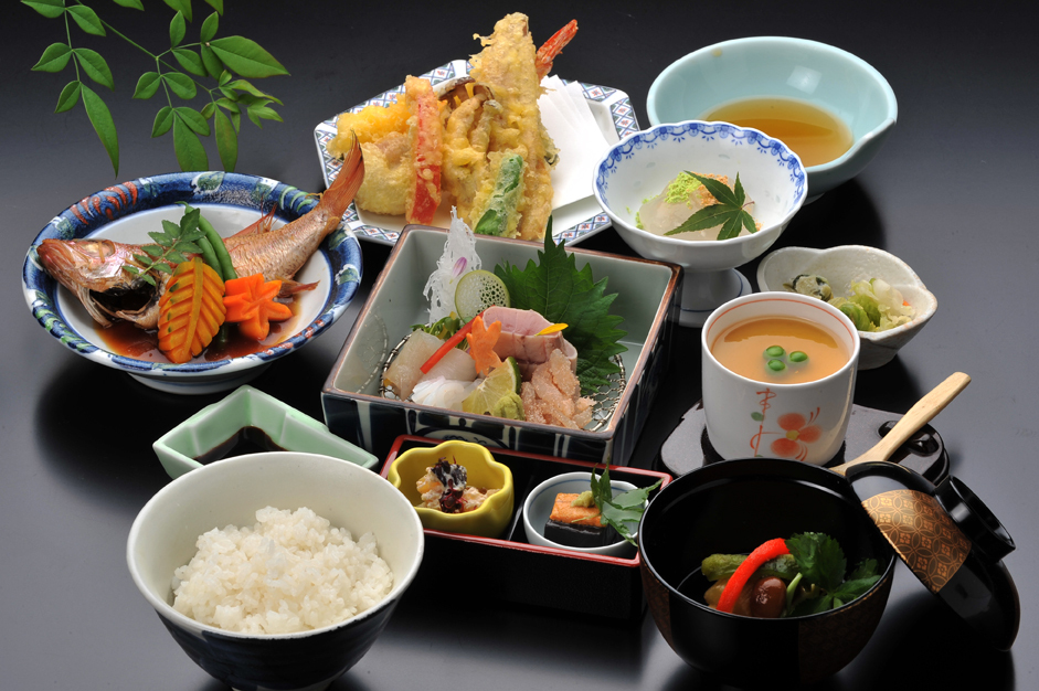 漁火御膳（季節により内容が異なります）