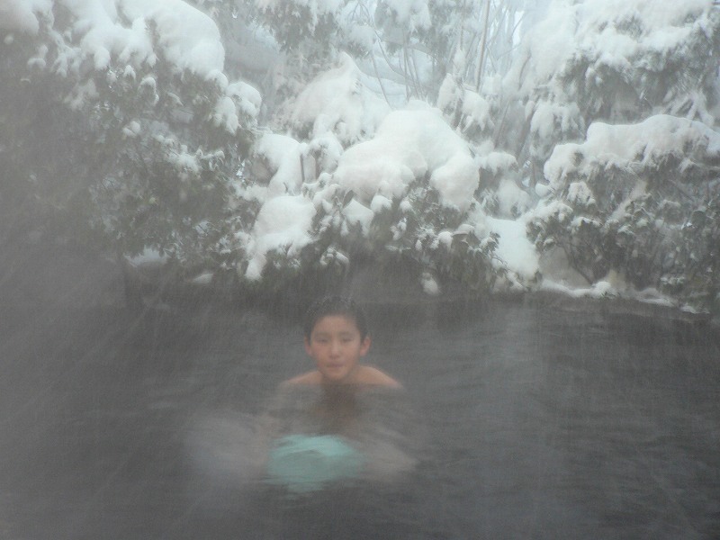 雪の日の露天風呂