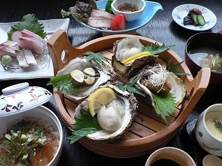 岩牡蠣御膳（初夏〜;夏）