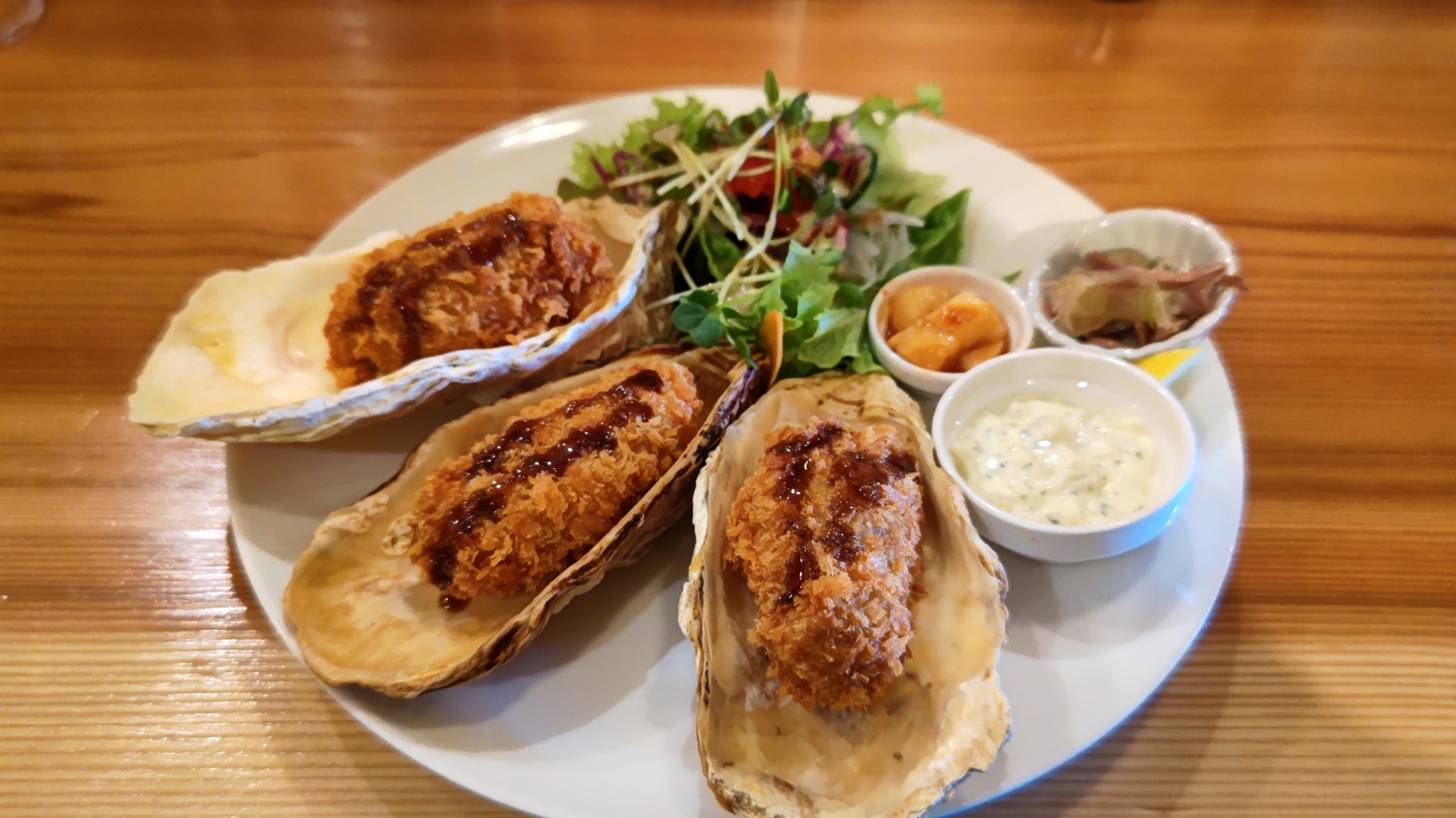 【近隣飲食店】oyster & wine kitchen K(牡蠣とワインが美味しい)