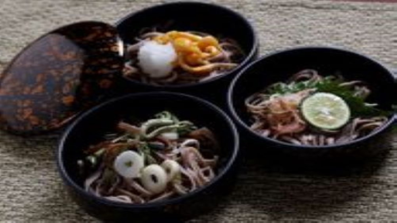 ご当地逸品！出雲そば(割子にてご提供致します）