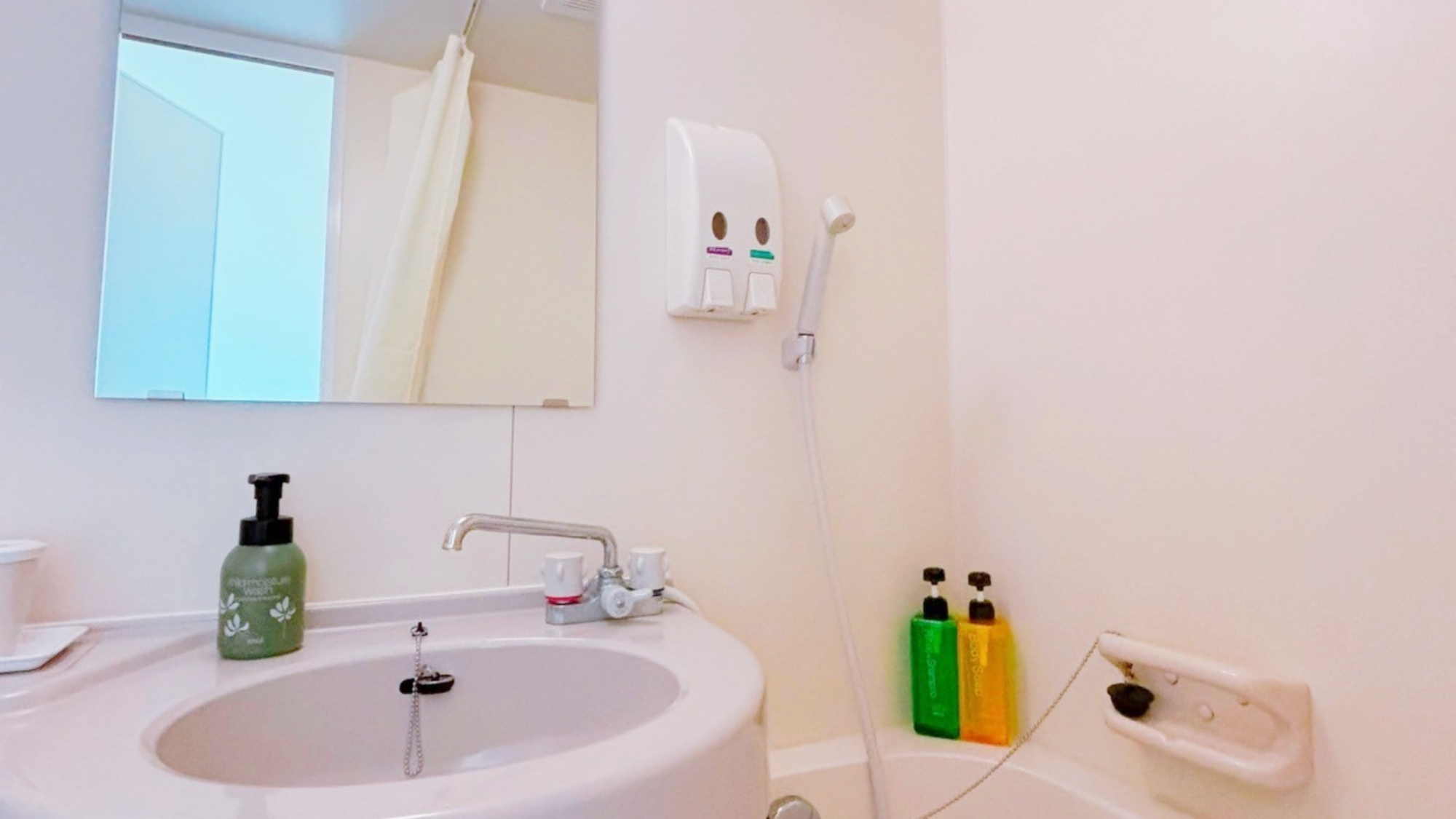 *バストイレ：シャンプー類も完備しております