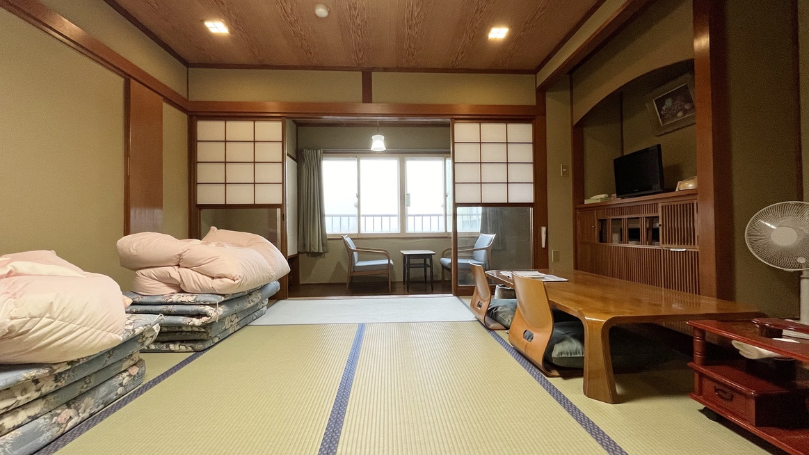 *【客室一例】畳敷きの広々として和室が当館のスタンダード足を延ばして寛げます