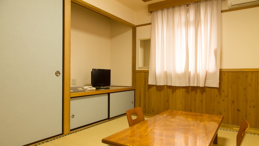 *【部屋】和室8畳でございます。2名さまやご家族でのご利用におすすめ。しまなみ海道の旅行にもぜひ！
