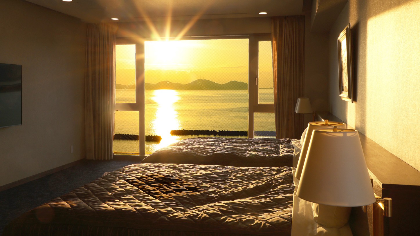 【特別室】日本海に沈む夕日をお楽しみください