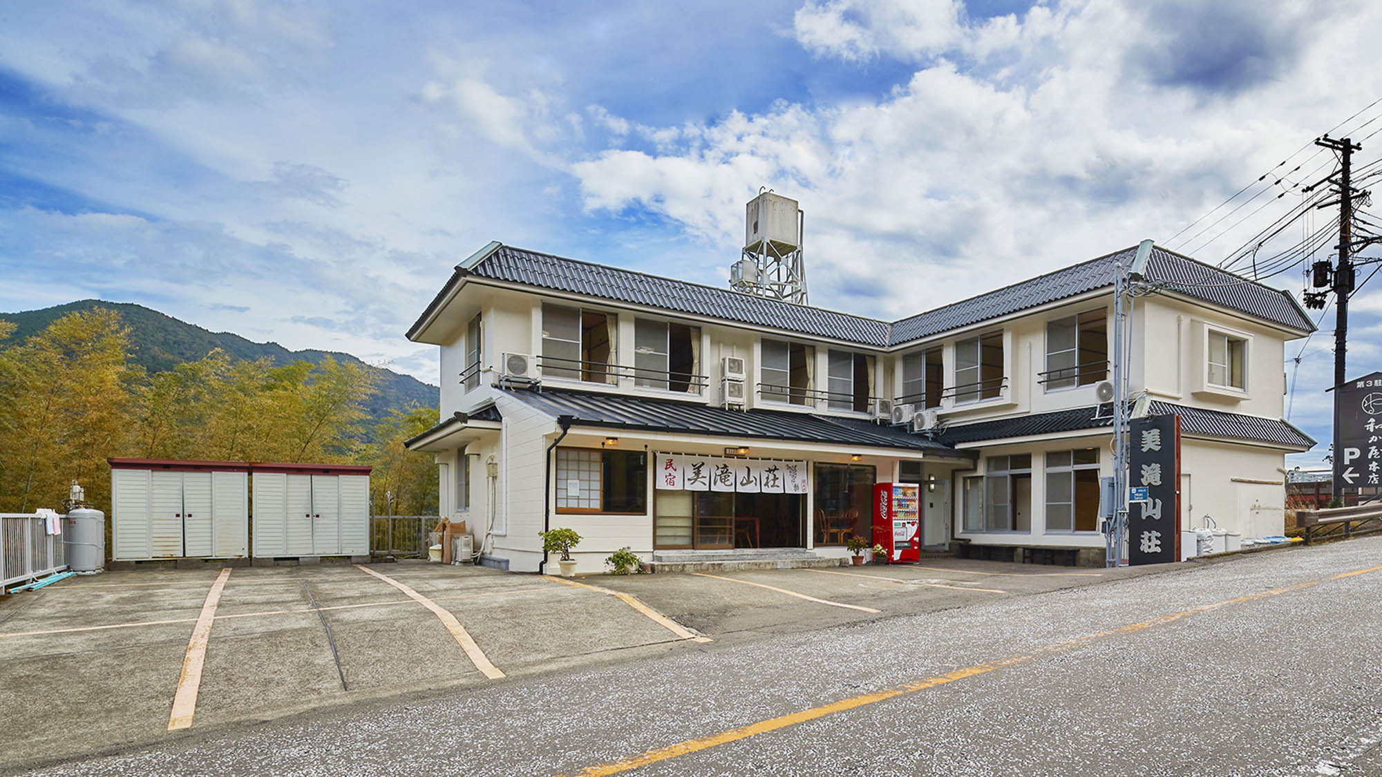 ・【外観】世界遺産の地「那智山」にある唯一の宿。ここでしか味わえない特別な時間を