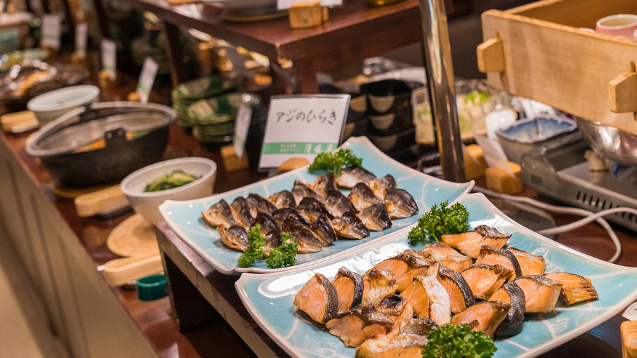 朝食バイキング