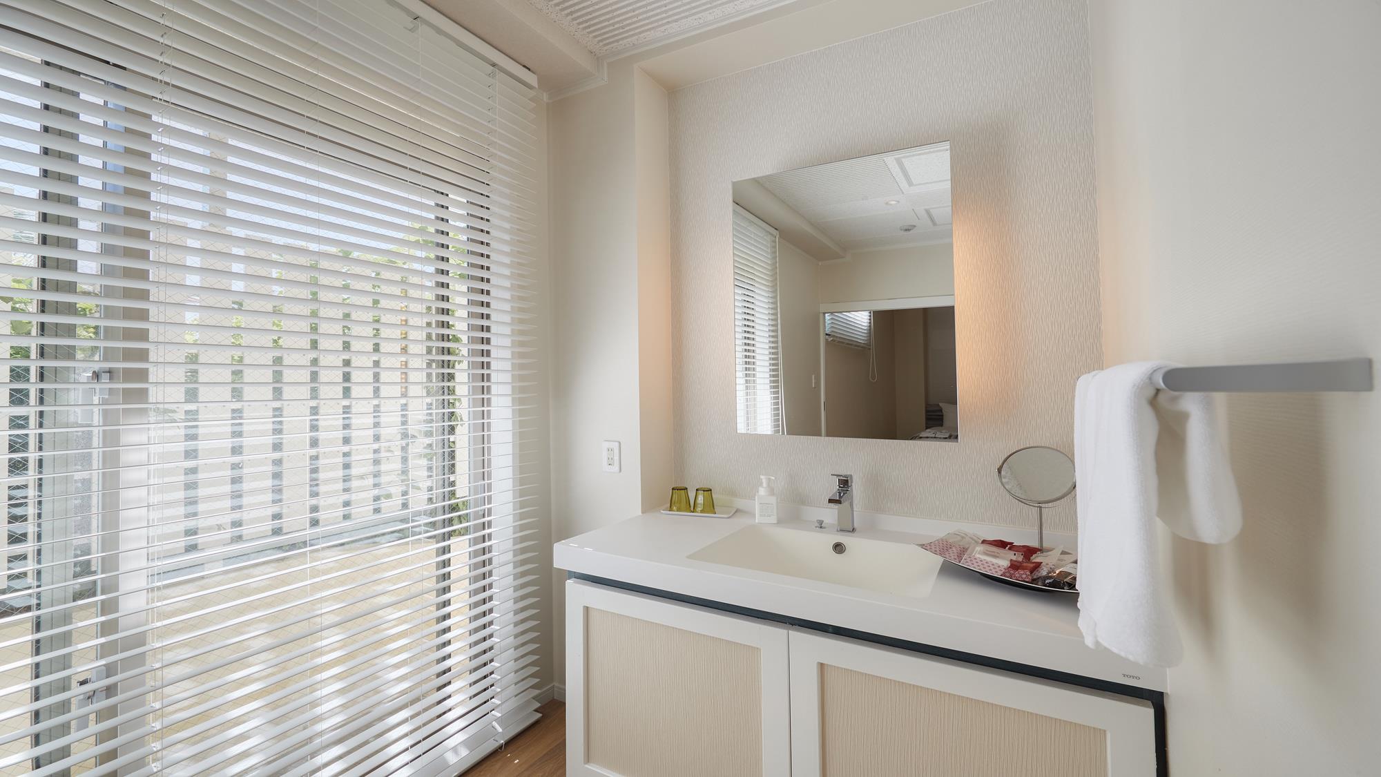 【ラウンジ付スイート-DX-】Room102