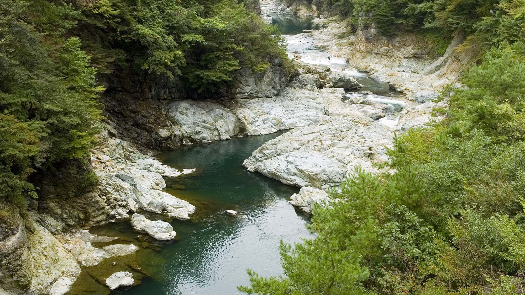 鬼怒川一望