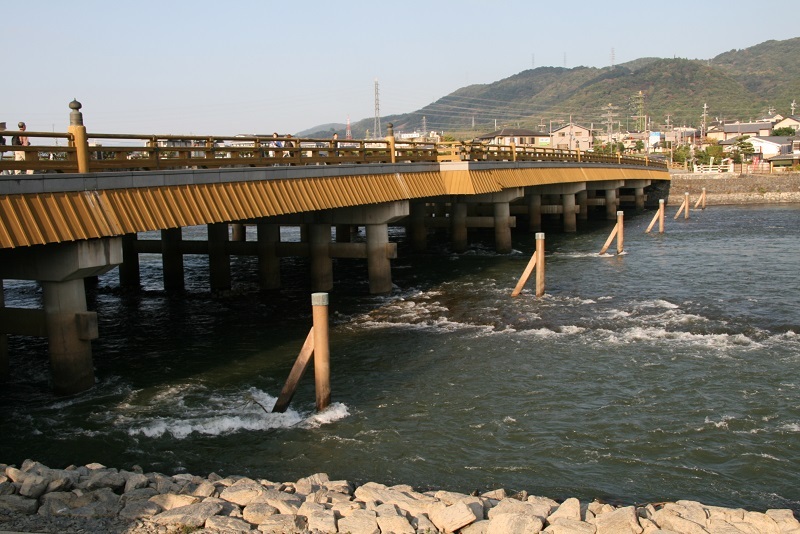 宇治橋