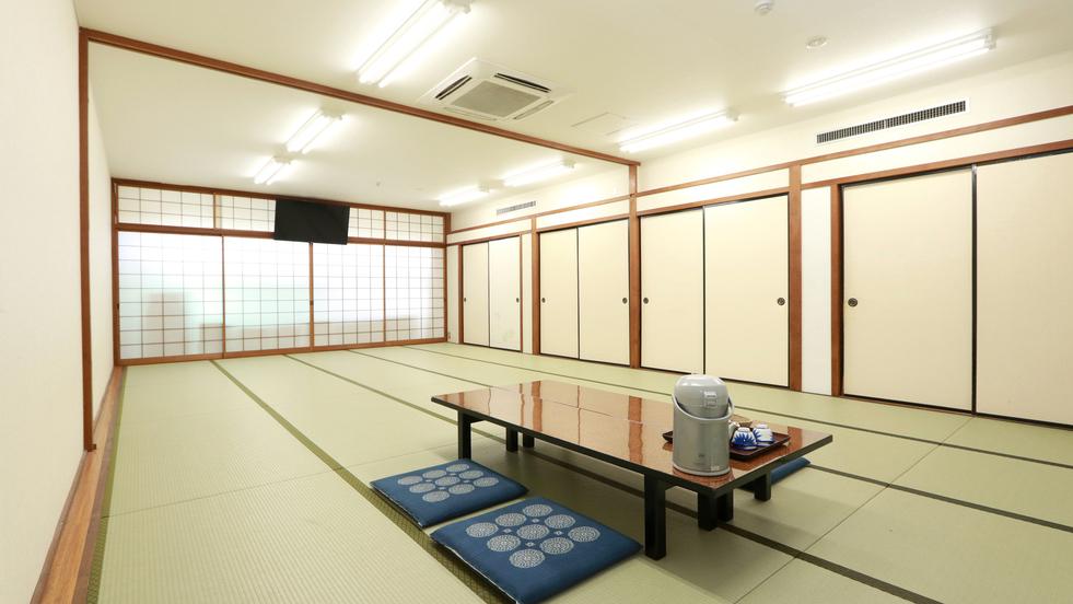 【訳あり団体部屋】共用(バス、トイレ、洗面)Wi-Fiあり