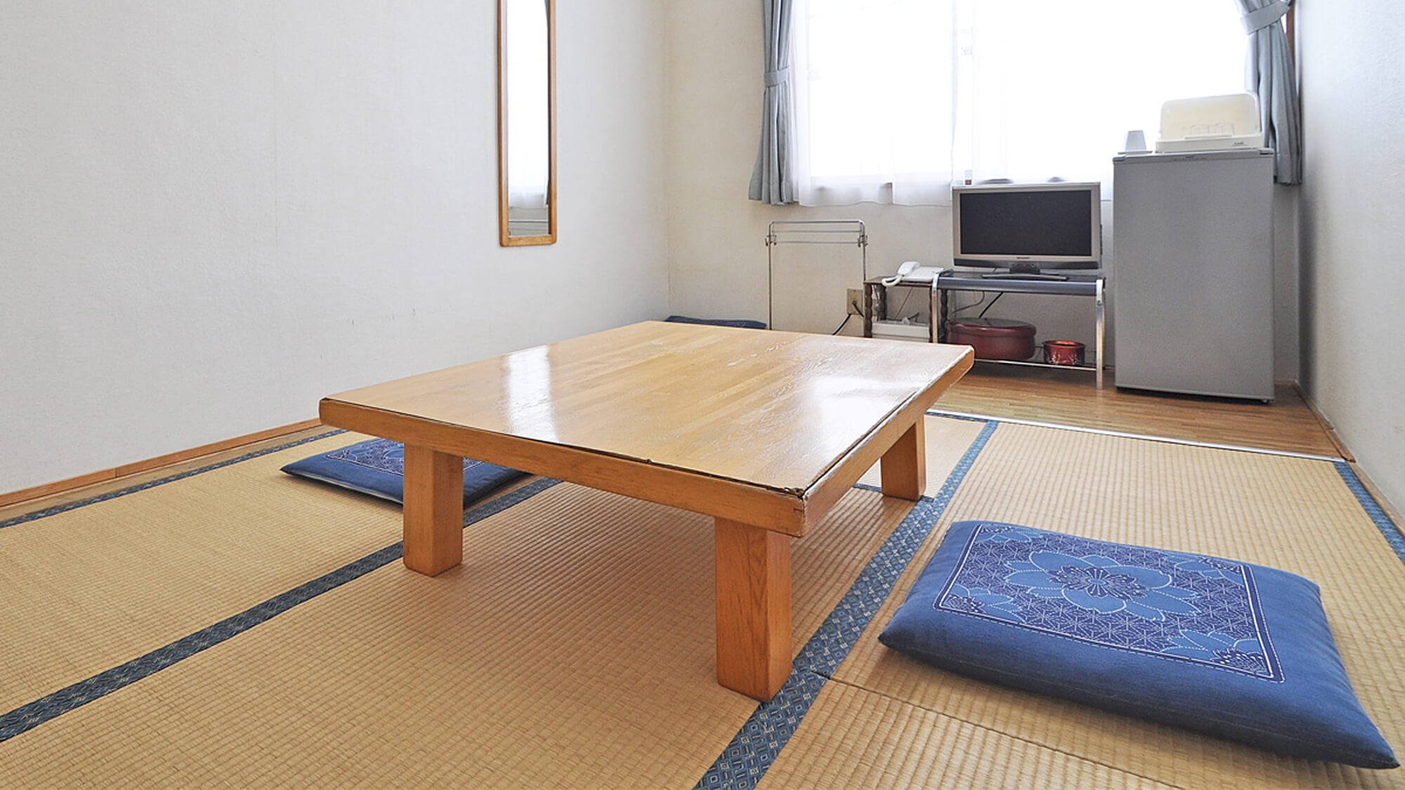 【別館6畳】2名様までご利用可能なシンプルな和室です