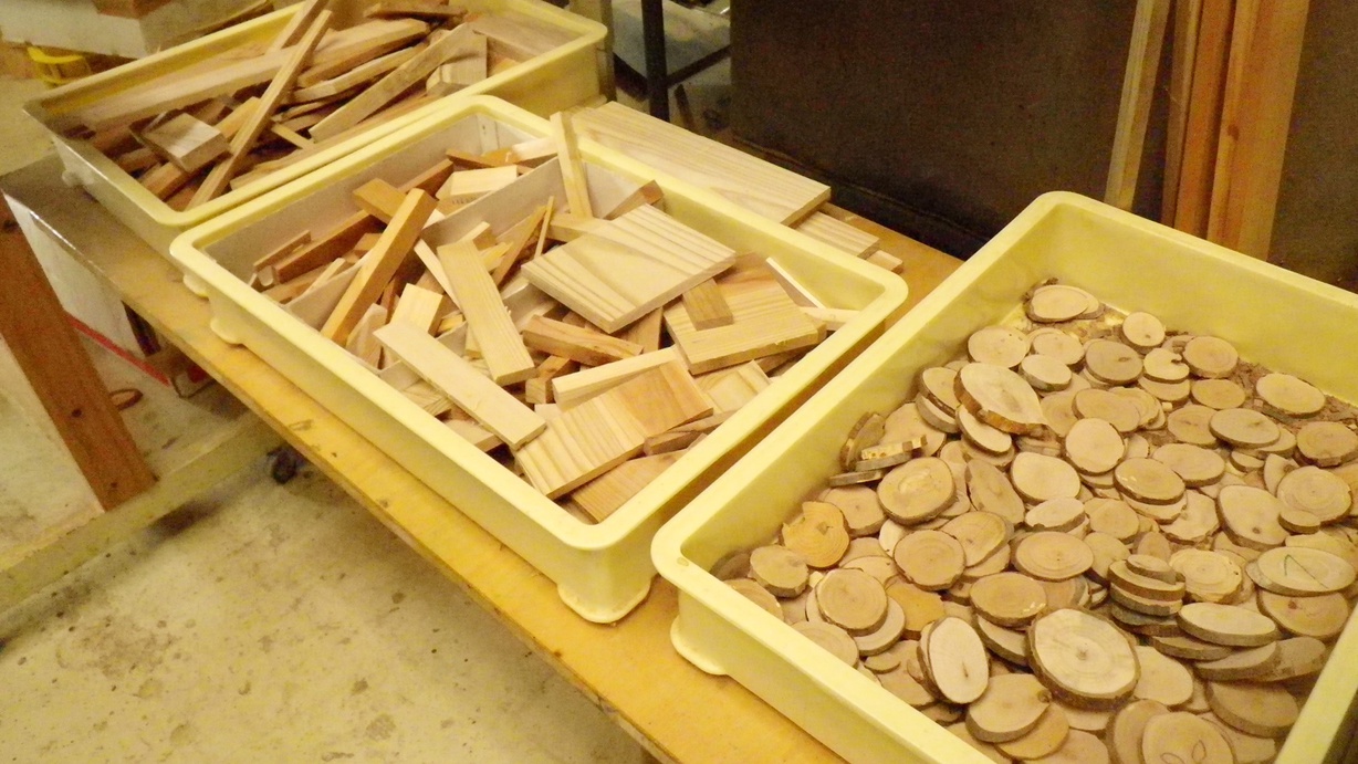 *【木工材料】パーツごとに分けられこれから作業開始！