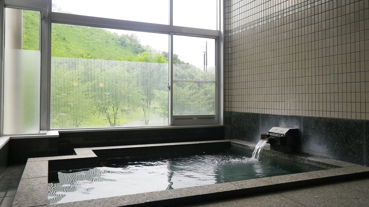 *【大浴場】雄大な景色を見ながら心身ともにリラックス