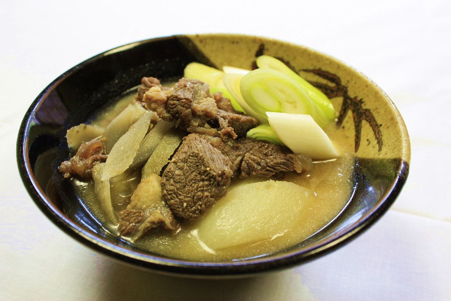 【熊汁】マタギ文化を継承する小国町の郷土の味