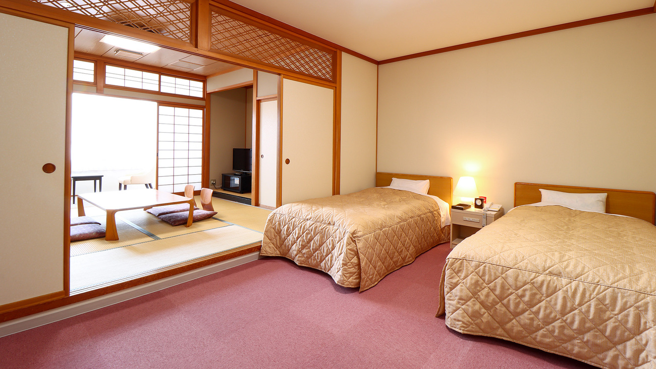 #和洋室広々としたお部屋で快適にお過ごしいただけます。