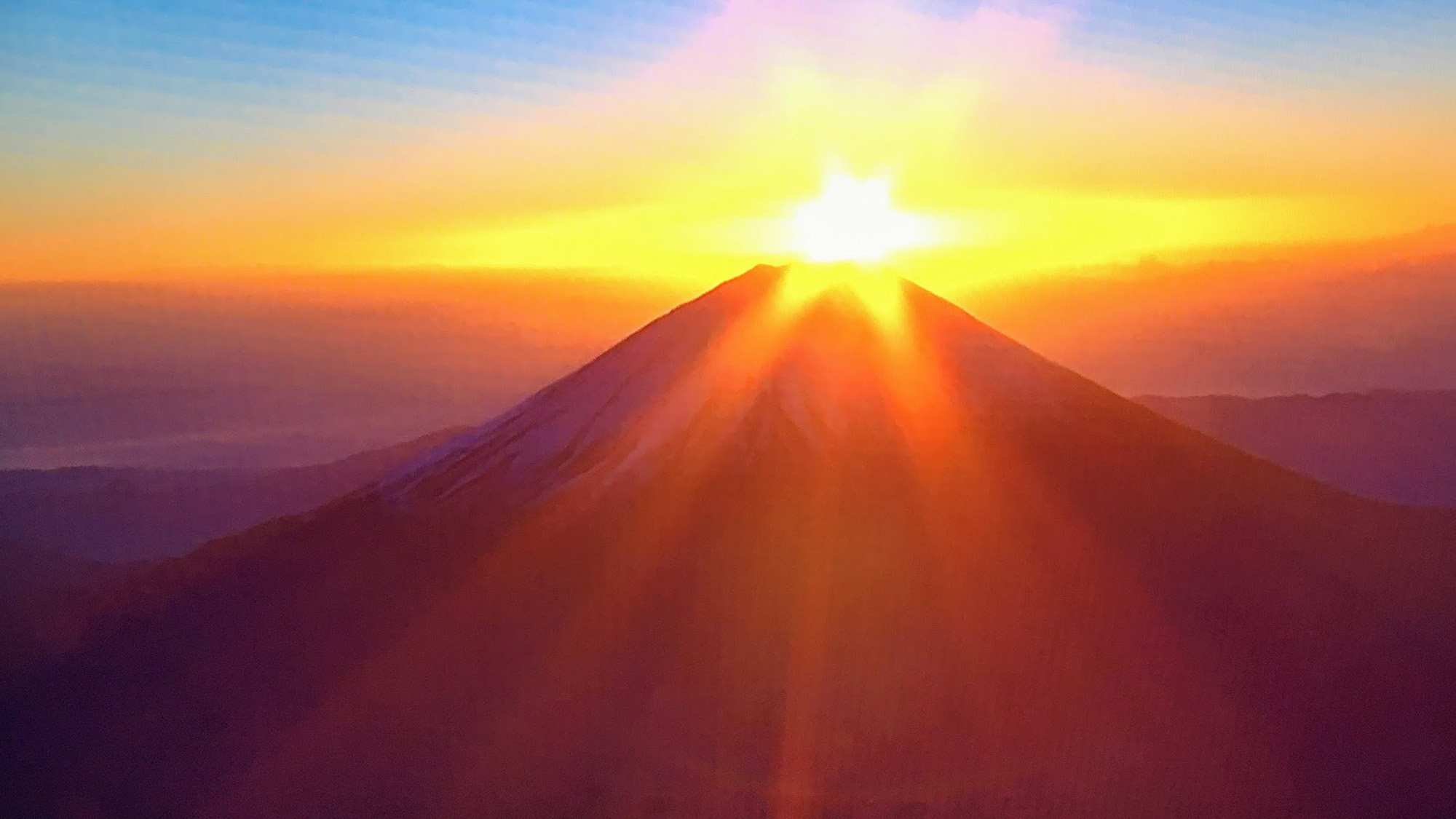 観光身延山・富士山・朝日の３つのパワーが一身に浴びれます！