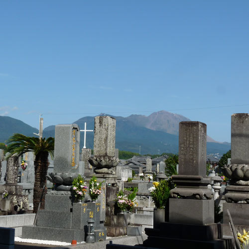 【周辺】キレイに整備された世界遺産候補のキリシタン墓碑