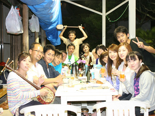 お庭でのゆんたく風景