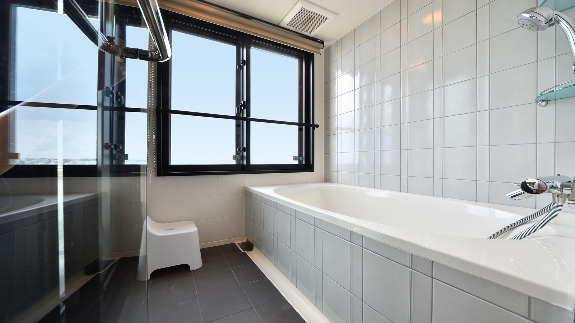 按司ツイン(エアポートビュー)