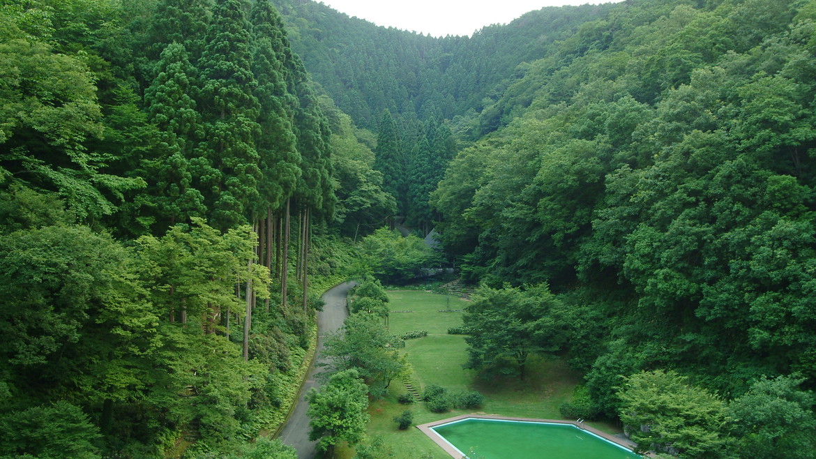 五万坪の森林庭園を望む温泉リゾート