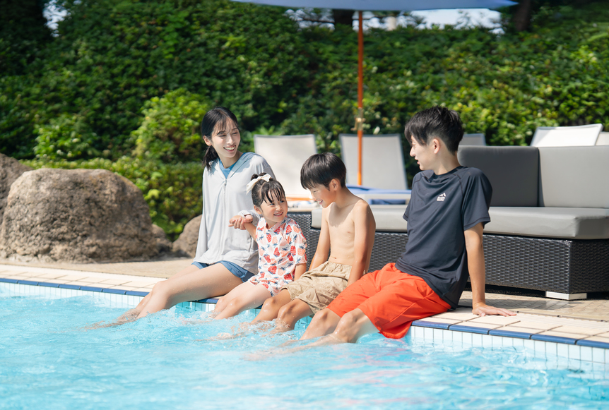 【ガーデンプール】 ※夏期営業