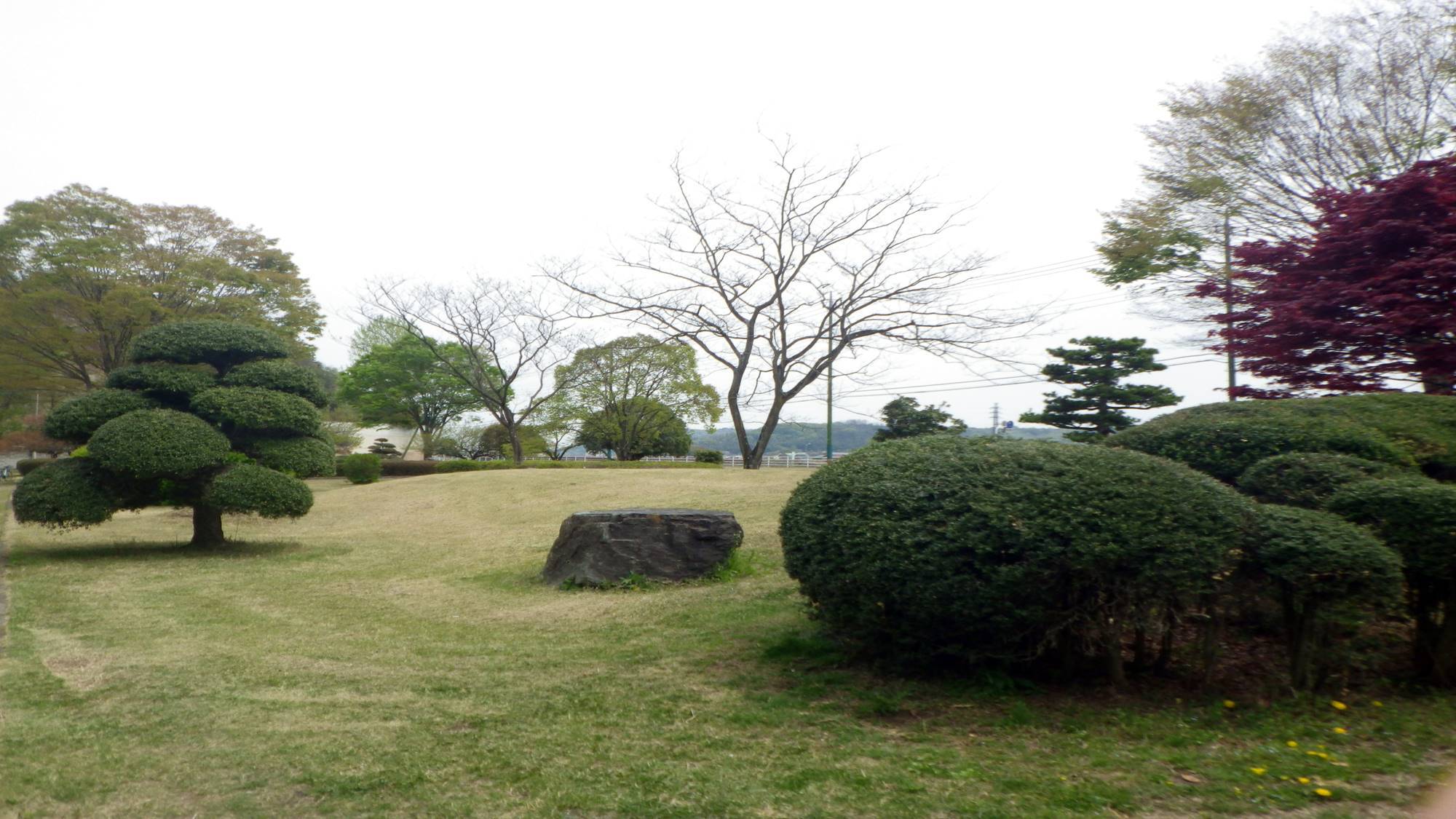 *【西毛総合運動公園】  解放感のある公園はのんびりお散歩にも最適