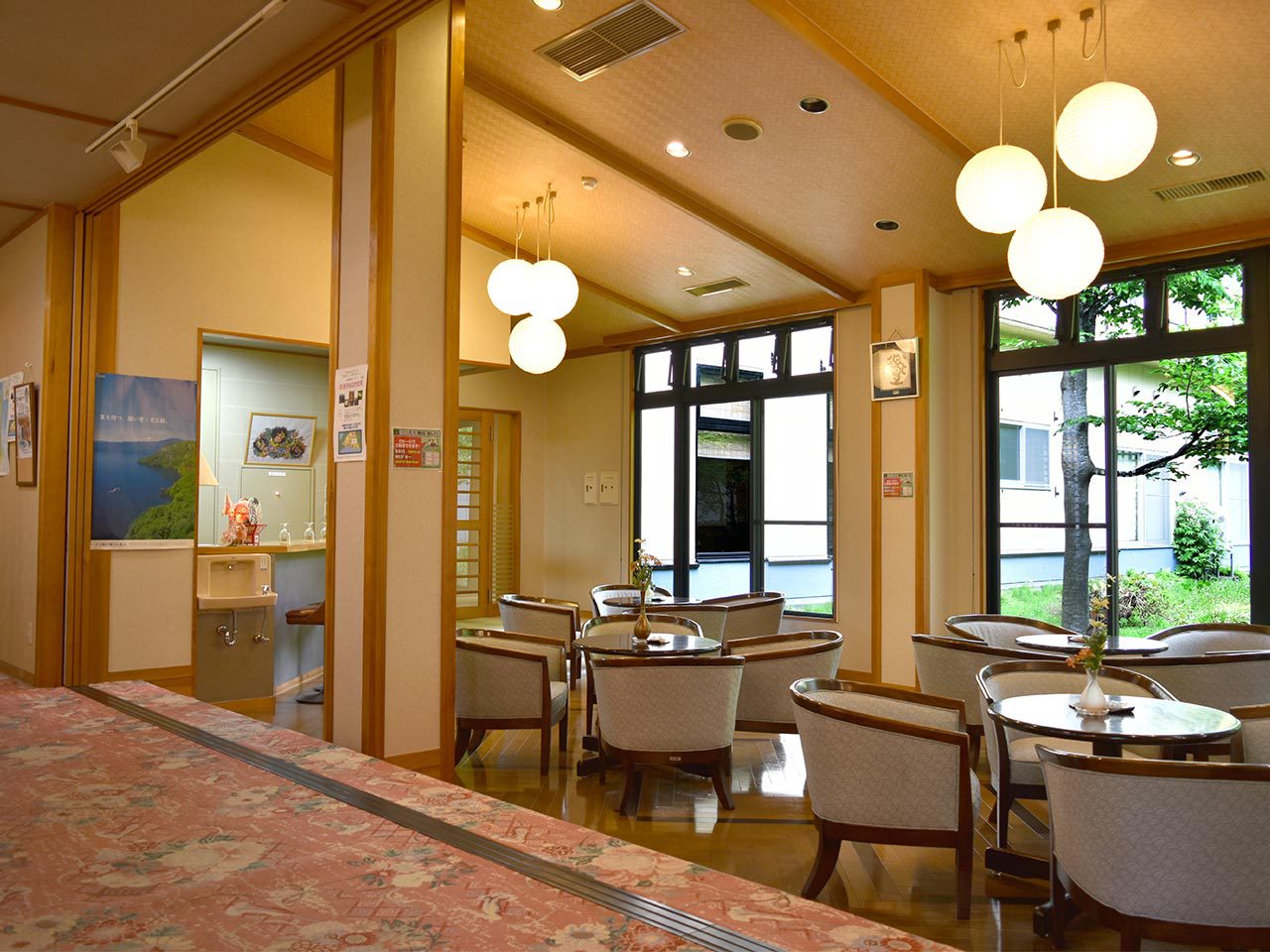湖四季の宿 弁慶 ラウンジ