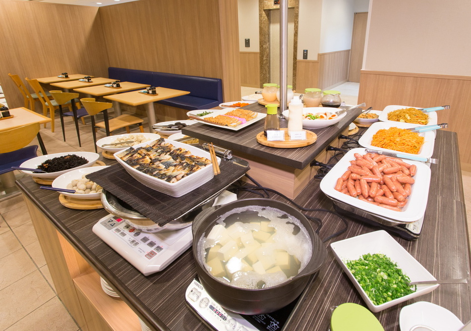 Izumo Green Hotel Morris Izumo Green Hotel Morris is a popular choice amongst travelers in Izumo, whether exploring or just passing through. Offering a variety of facilities and services, the property provides all you need fo