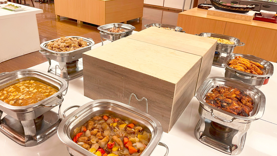 夕食バイキング一例