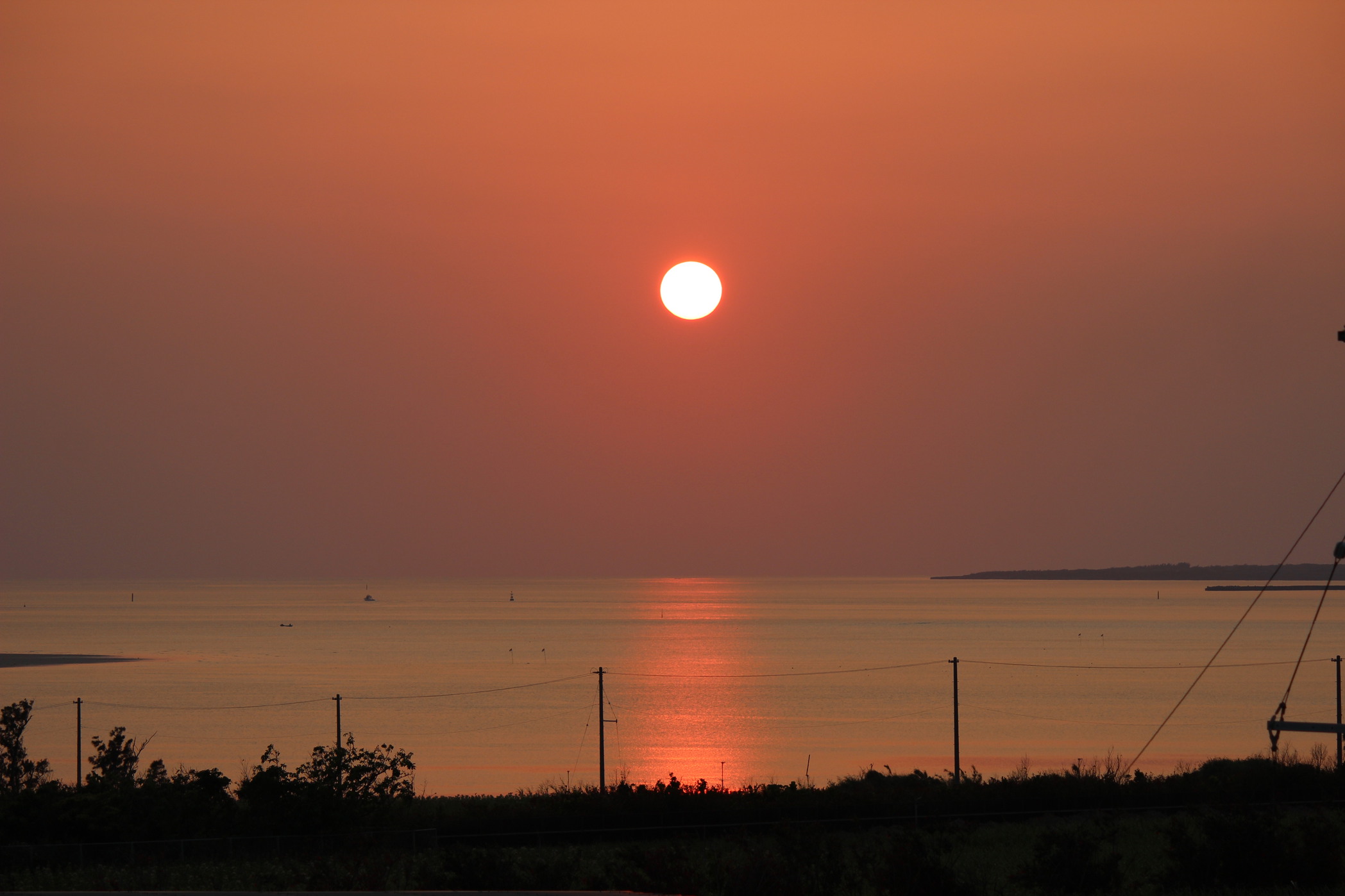 宿からの眺望（夕陽）