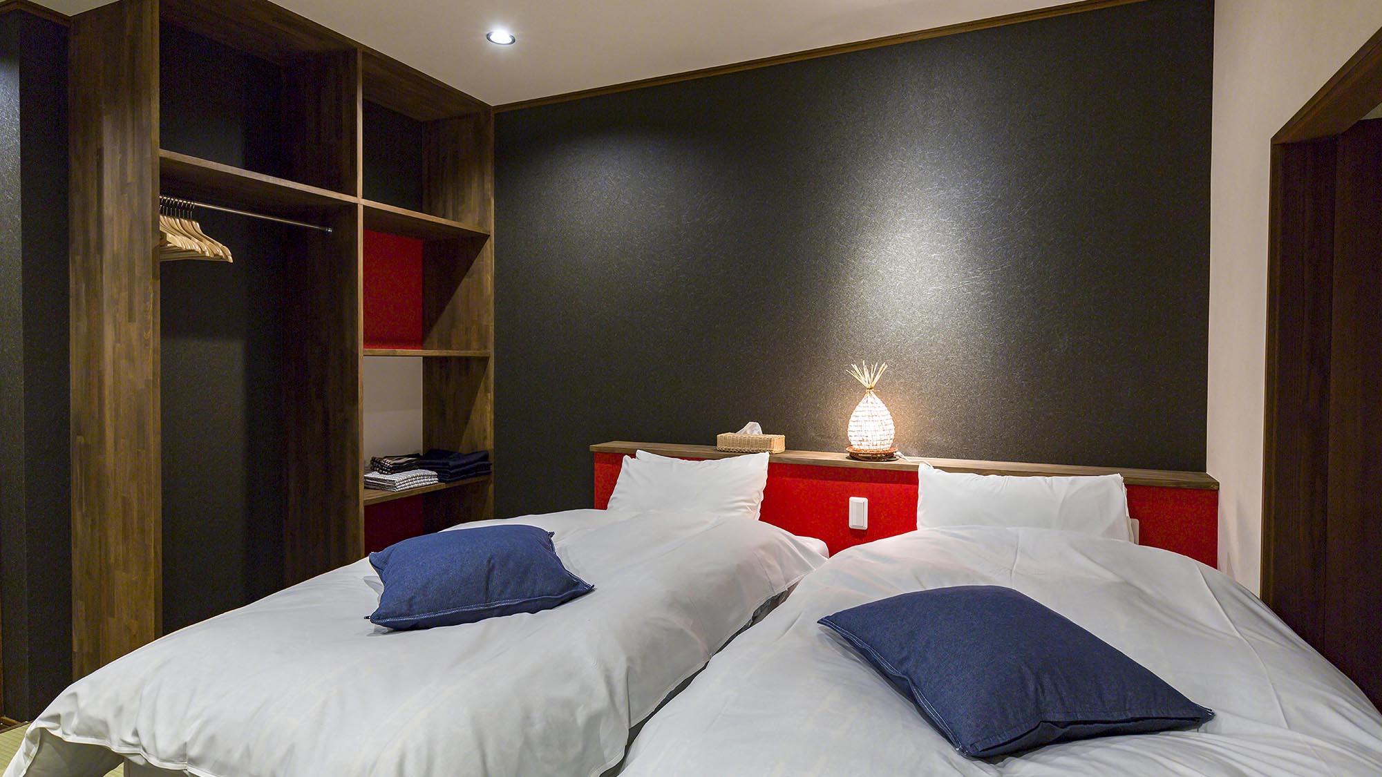 ・Zermatt (404) Bedroom和室17.5畳シングルベッド2台