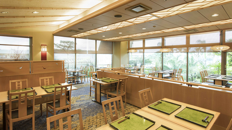 【日本料理・富士】旬の恵みと沖縄ならではの味覚を、和の心でおもてなし。
