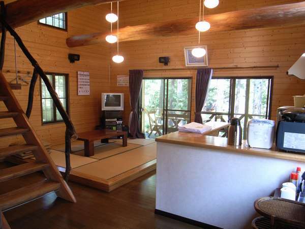 19・ ご家族やご夫婦・カップルでのご利用にピッタリサイズ【〜4名様：しゃくなげ16号館】