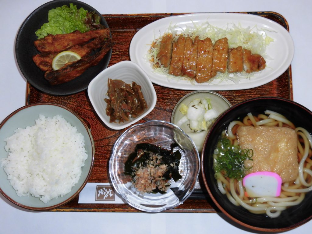 日替わり夕定食トンテキ・きつねうどん