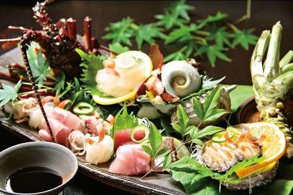 伊豆の宝会席お刺身